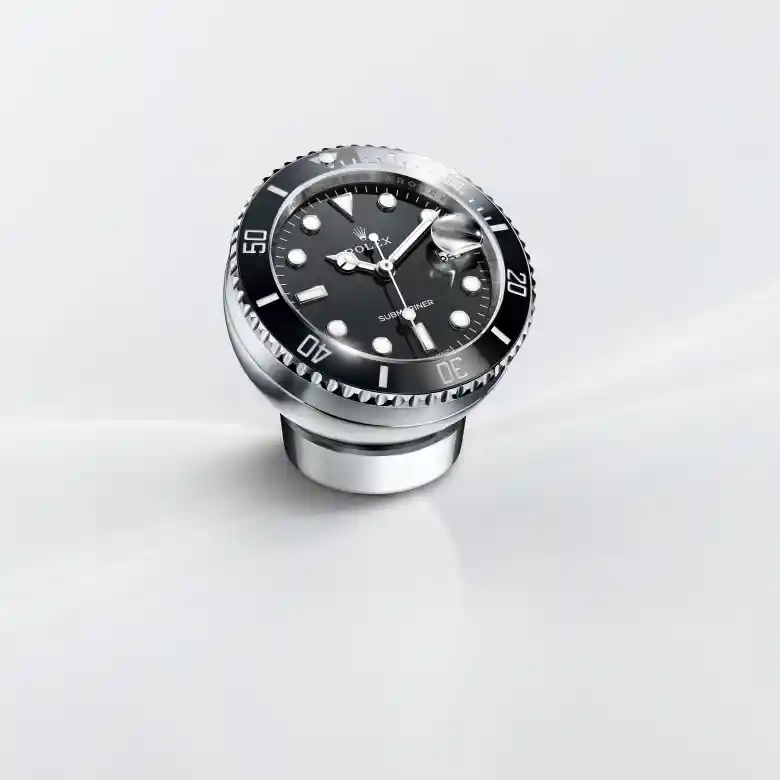 Honouring the Submariner
