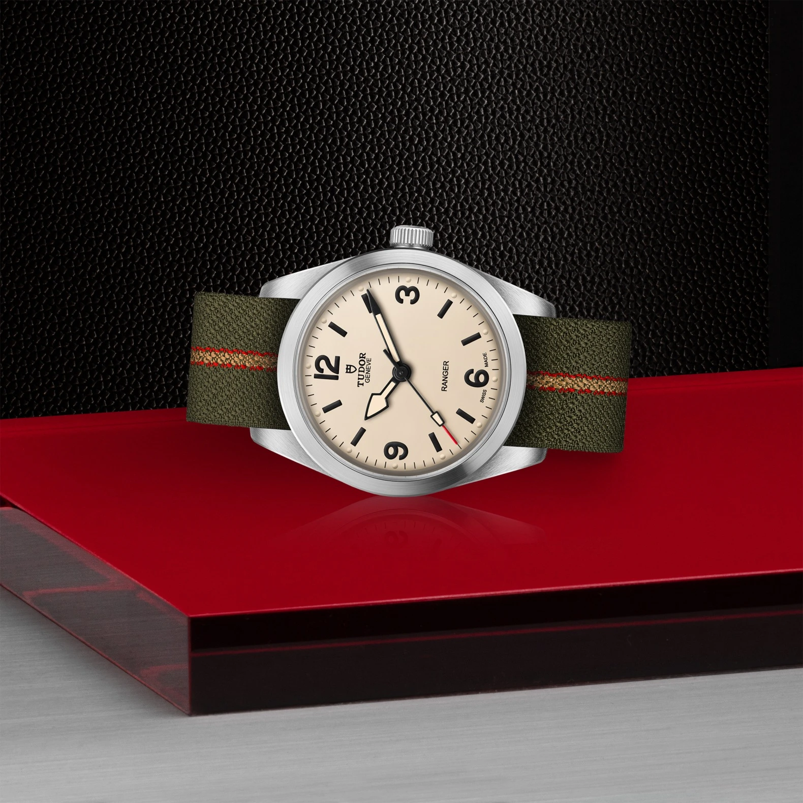Tudor Ranger, M79930-0008 - Cooke & Kelvey