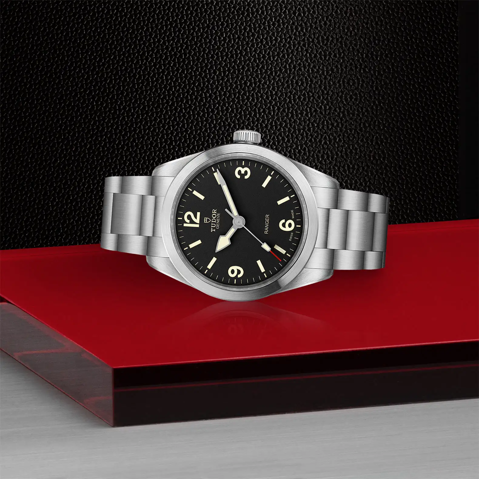 Tudor Ranger, M79950-0001 - Cooke & Kelvey