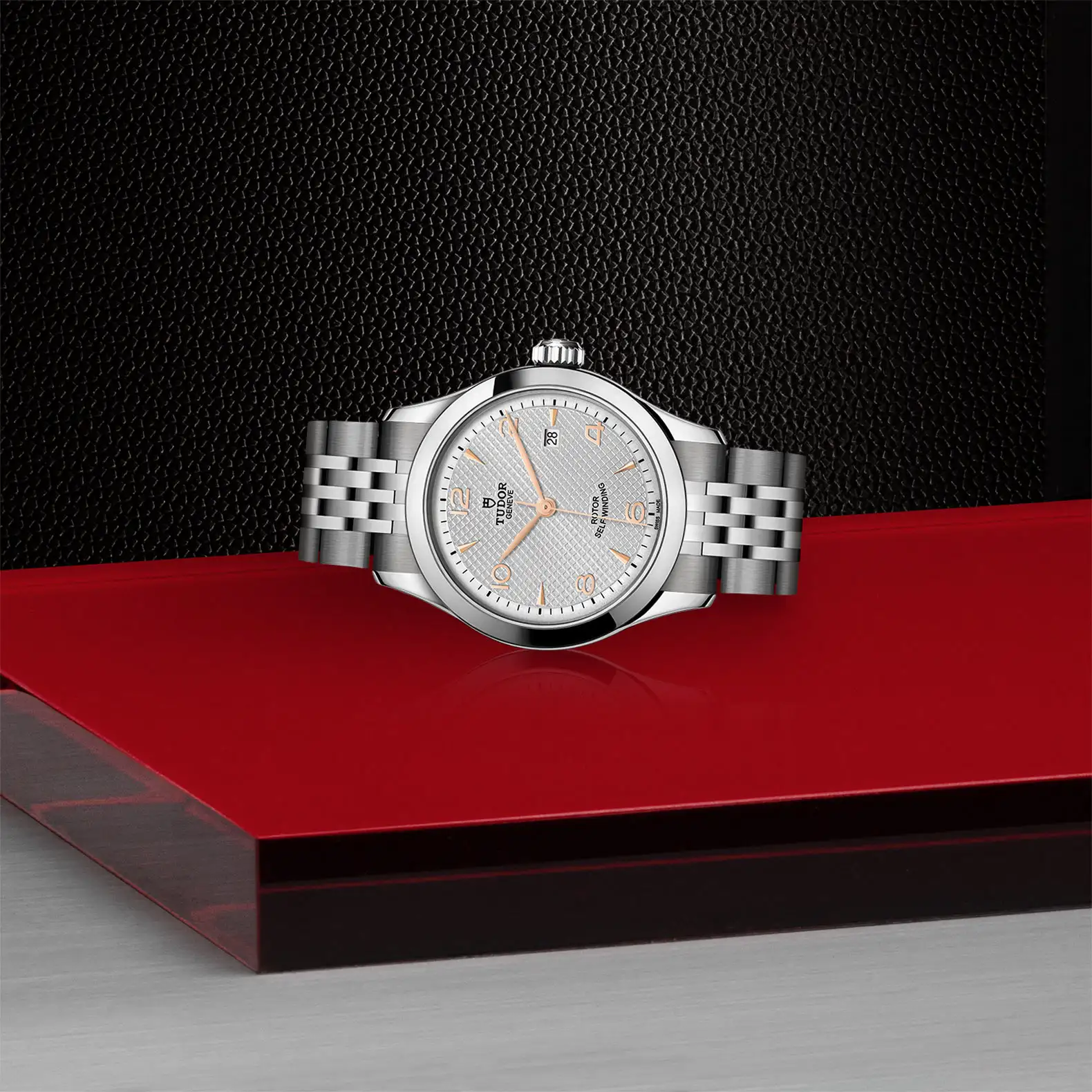 Tudor 1926, M91350-0001 - Cooke & Kelvey