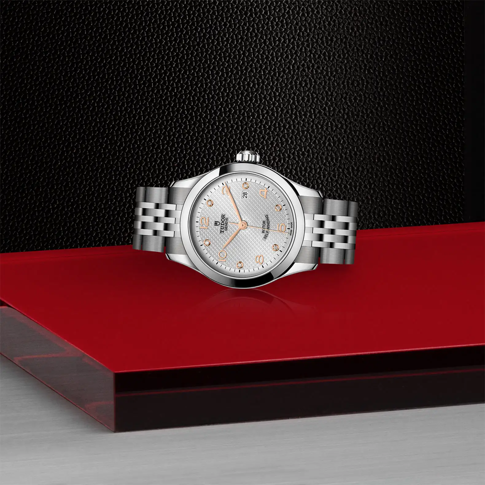 Tudor 1926, M91350-0003 - Cooke & Kelvey