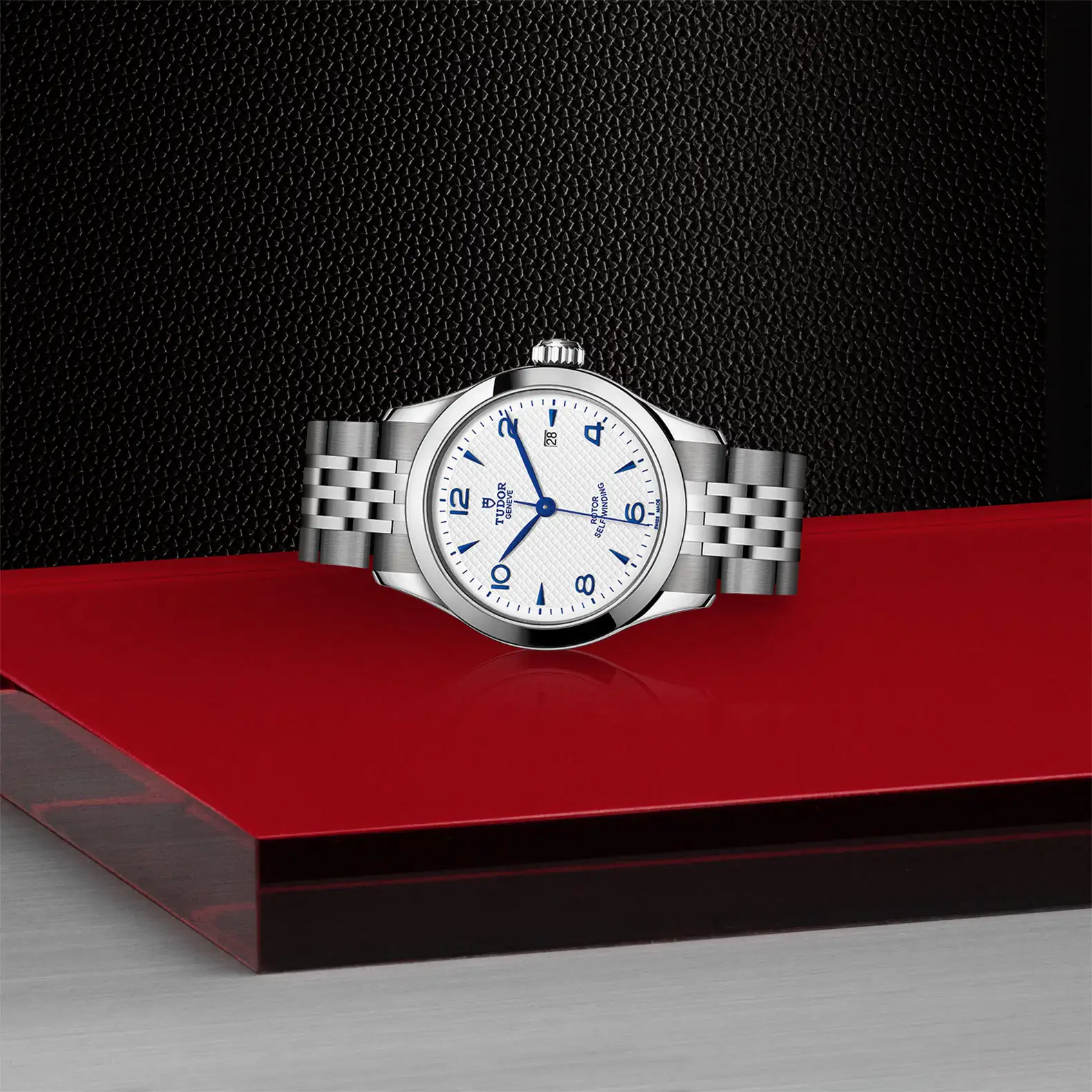 Tudor 1926, M91350-0005 - Cooke & Kelvey