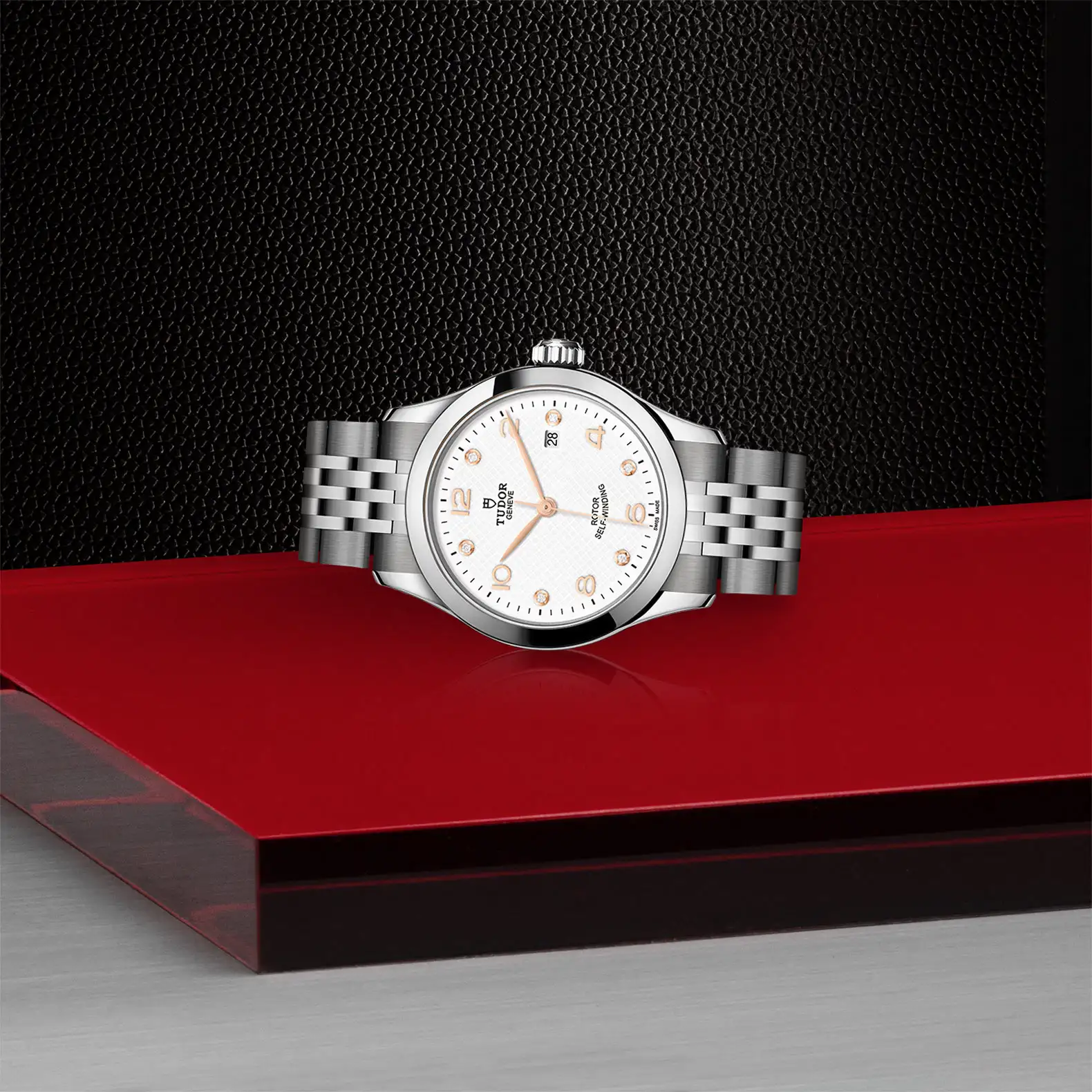 Tudor 1926, M91350-0013 - Cooke & Kelvey