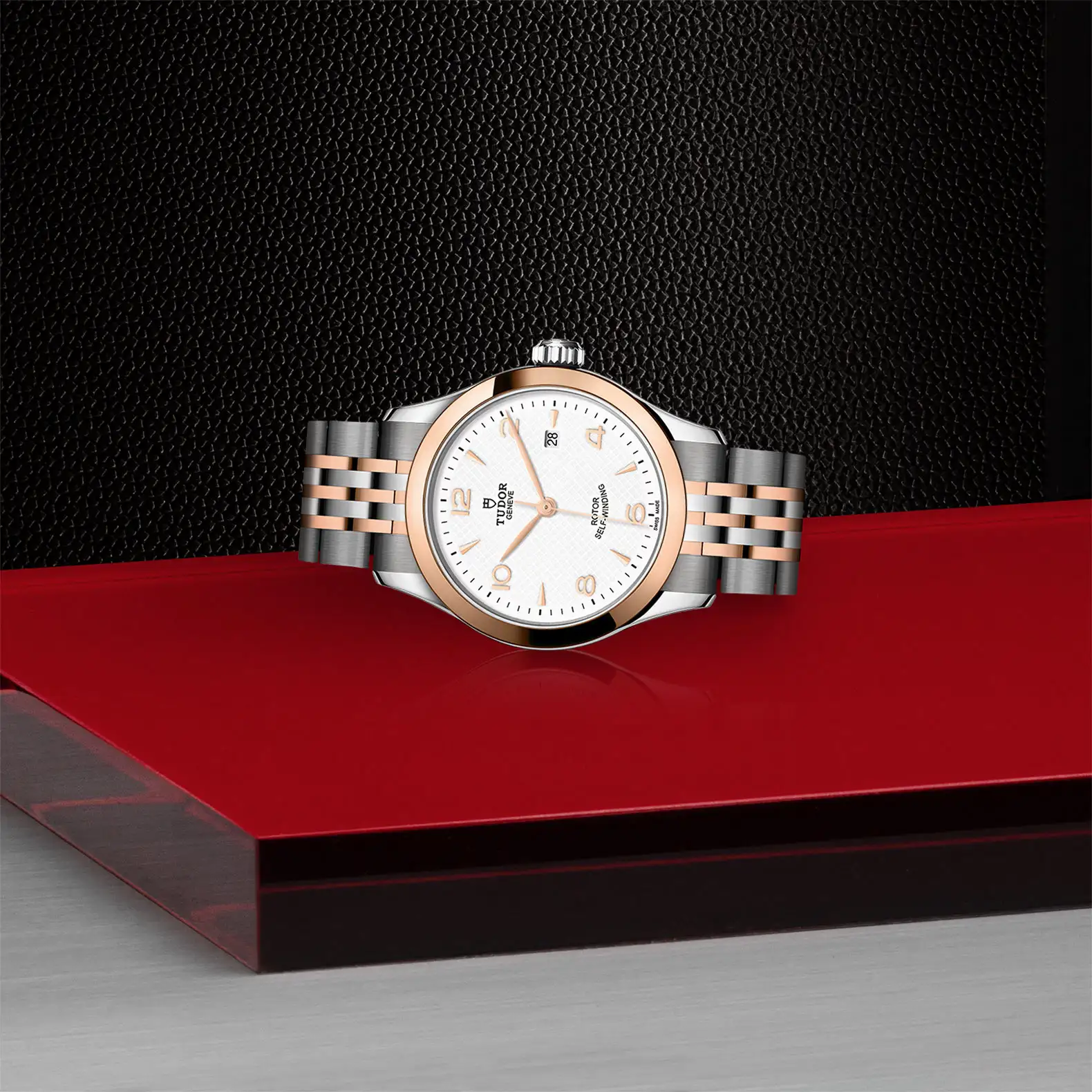 Tudor 1926, M91351-0009 - Cooke & Kelvey