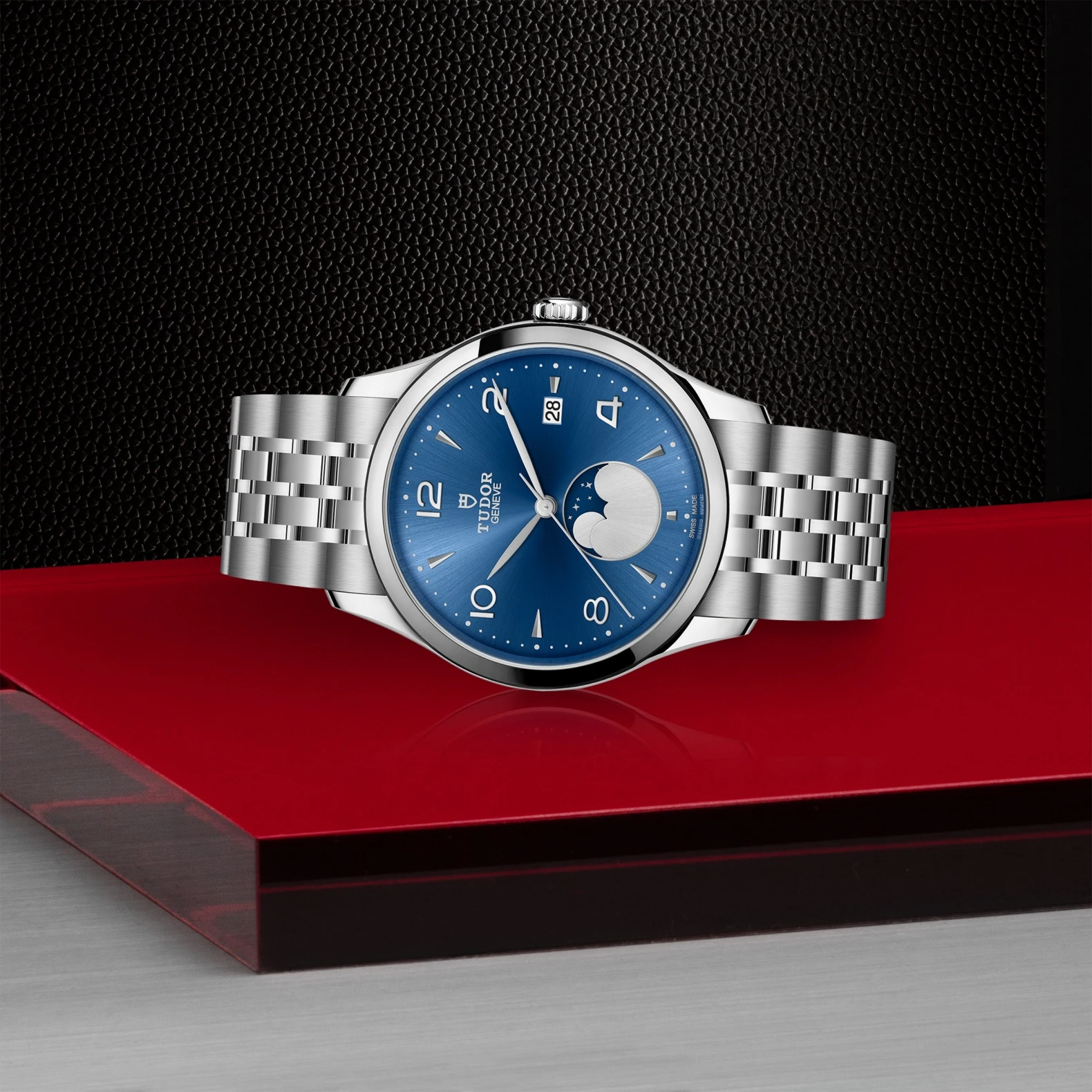 Tudor 1926 Luna, M91560-0002 - Cooke & Kelvey