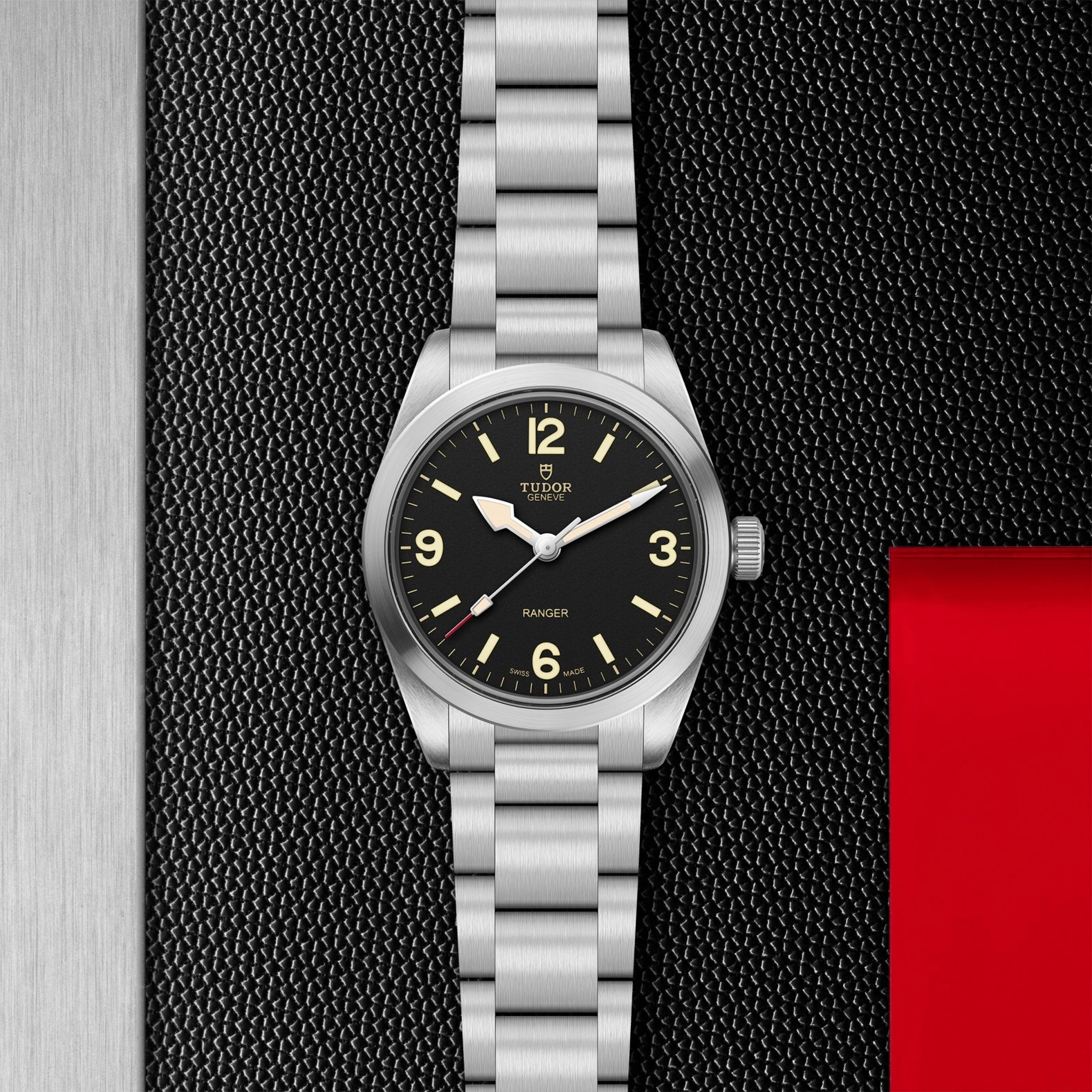 Tudor Ranger, M79930-0001 - Cooke & Kelvey