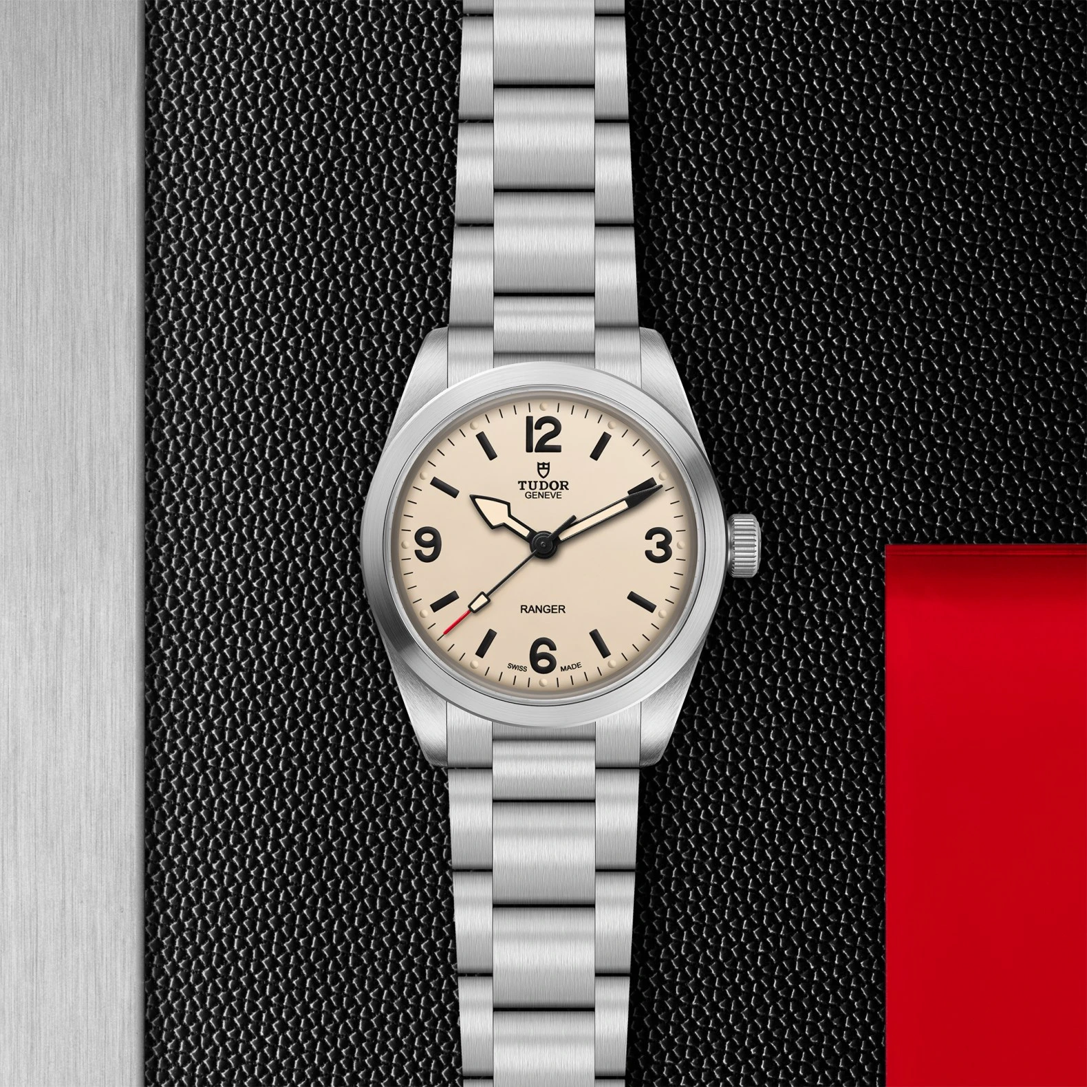 Tudor Ranger, M79930-0007 - Cooke & Kelvey